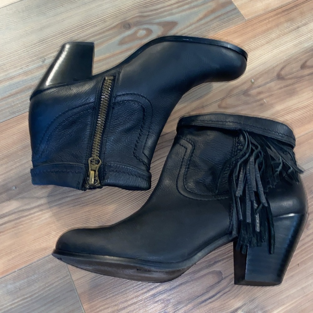 SALE 🎉 Sam Edleman Louie Fringe Black Leather booties size 10 - Picture 5 of 13